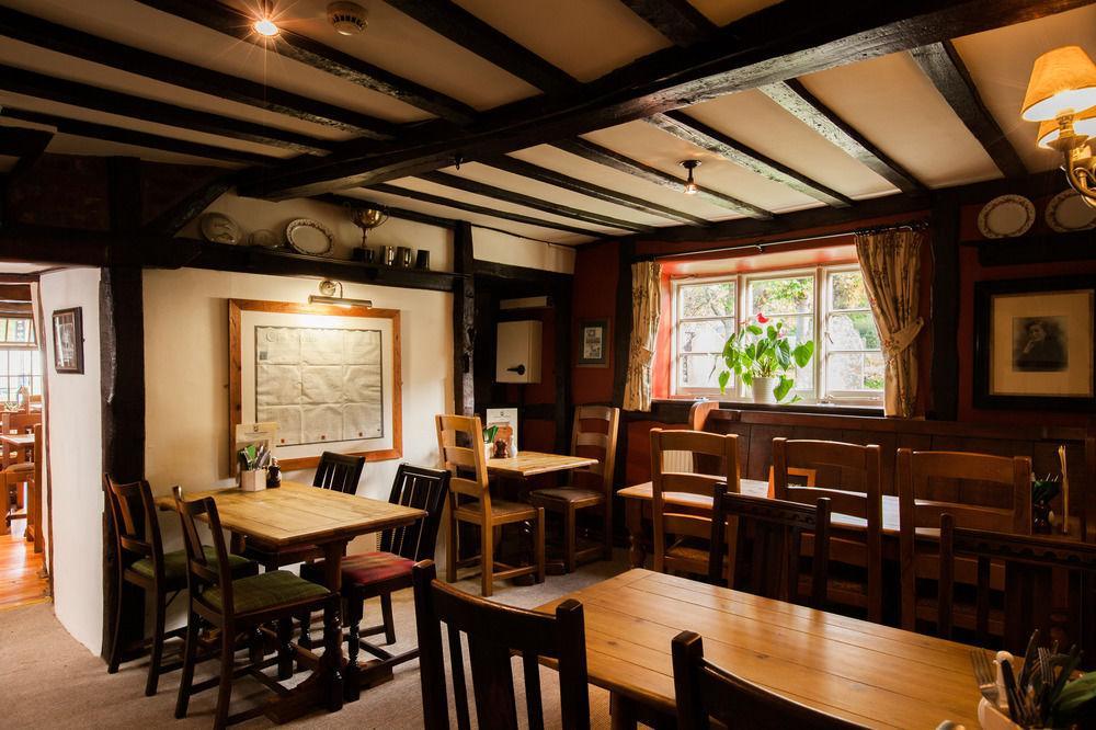 The White Hart Hotel สต็อคบริดจ์ ภายนอก รูปภาพ