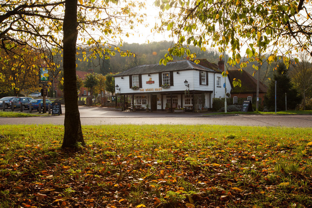 The White Hart Hotel สต็อคบริดจ์ ภายนอก รูปภาพ