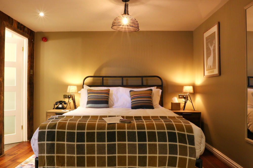 The White Hart Hotel สต็อคบริดจ์ ภายนอก รูปภาพ