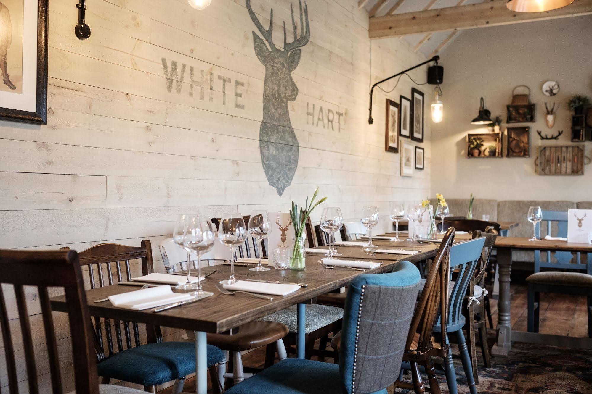 The White Hart Hotel สต็อคบริดจ์ ภายนอก รูปภาพ