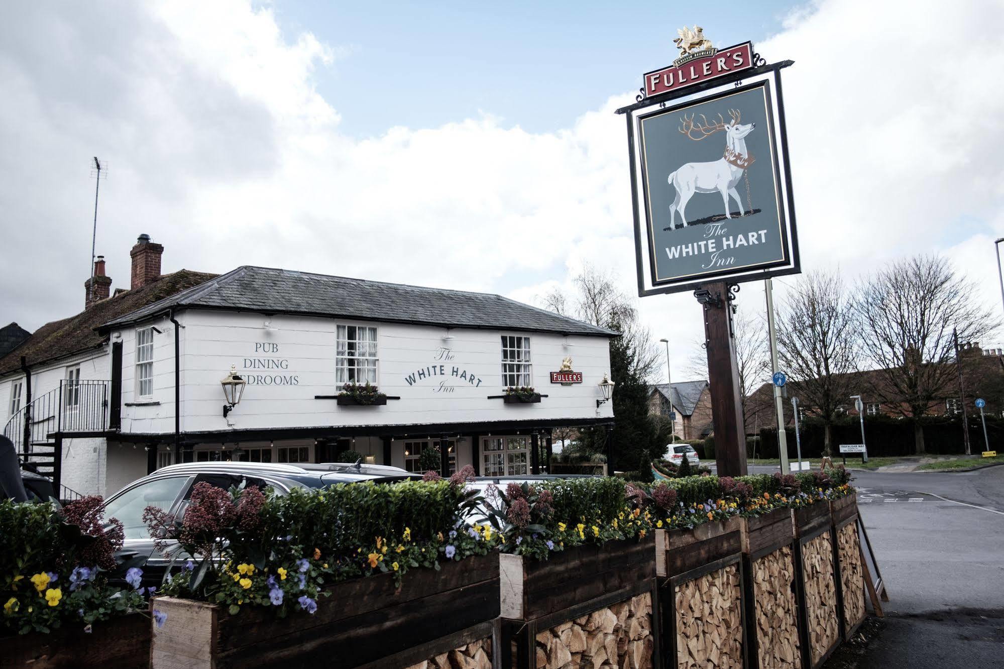 The White Hart Hotel สต็อคบริดจ์ ภายนอก รูปภาพ
